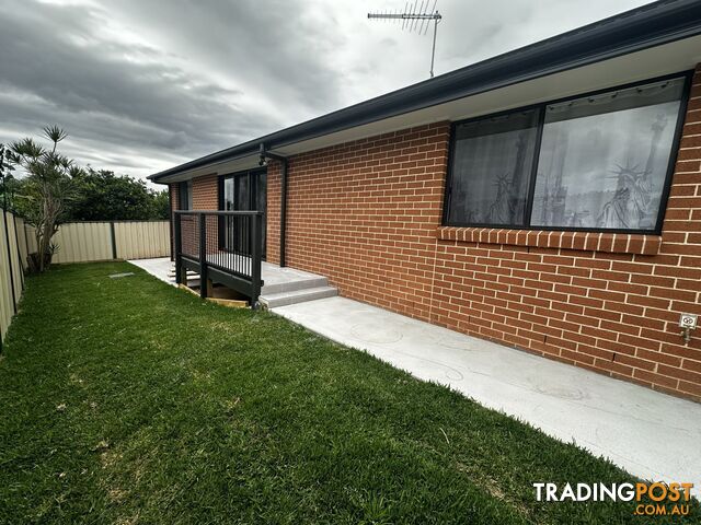 9a Peridot Close EAGLE VALE NSW 2558