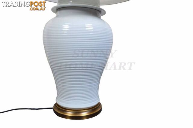 New White Glazed Ceramic Base with white shade Table Lamp 51x85cm - photo 5 of 9