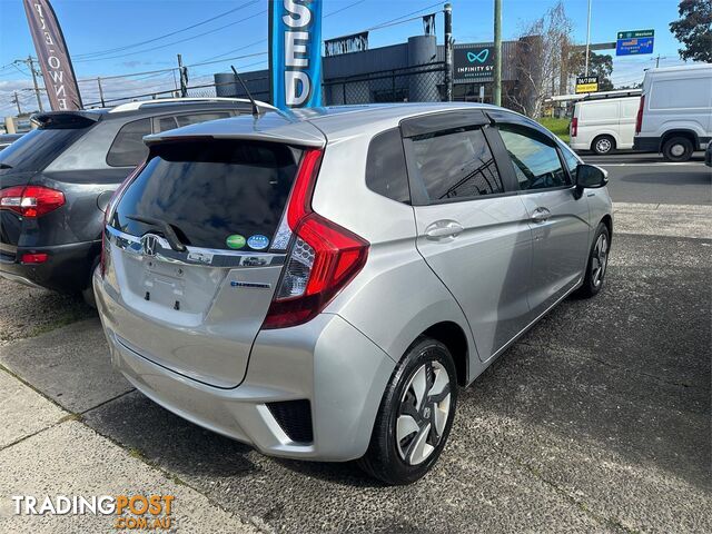 2015 Honda Fit Hatchback - photo 4 of 15