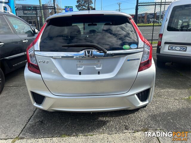 2015 Honda Fit Hatchback - photo 3 of 15