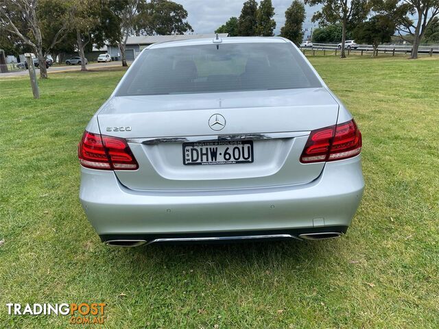 2015 Mercedes-Benz E200   Sedan - photo 5 of 16