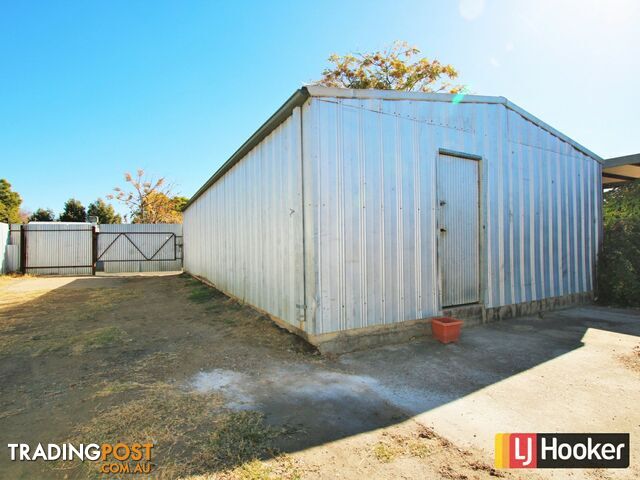 13 Oak Street MOREE NSW 2400