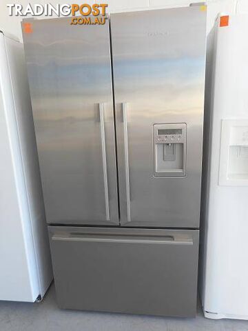 ( MFF 280 ) Second Hand Fridge / Freezer F&P 610 L