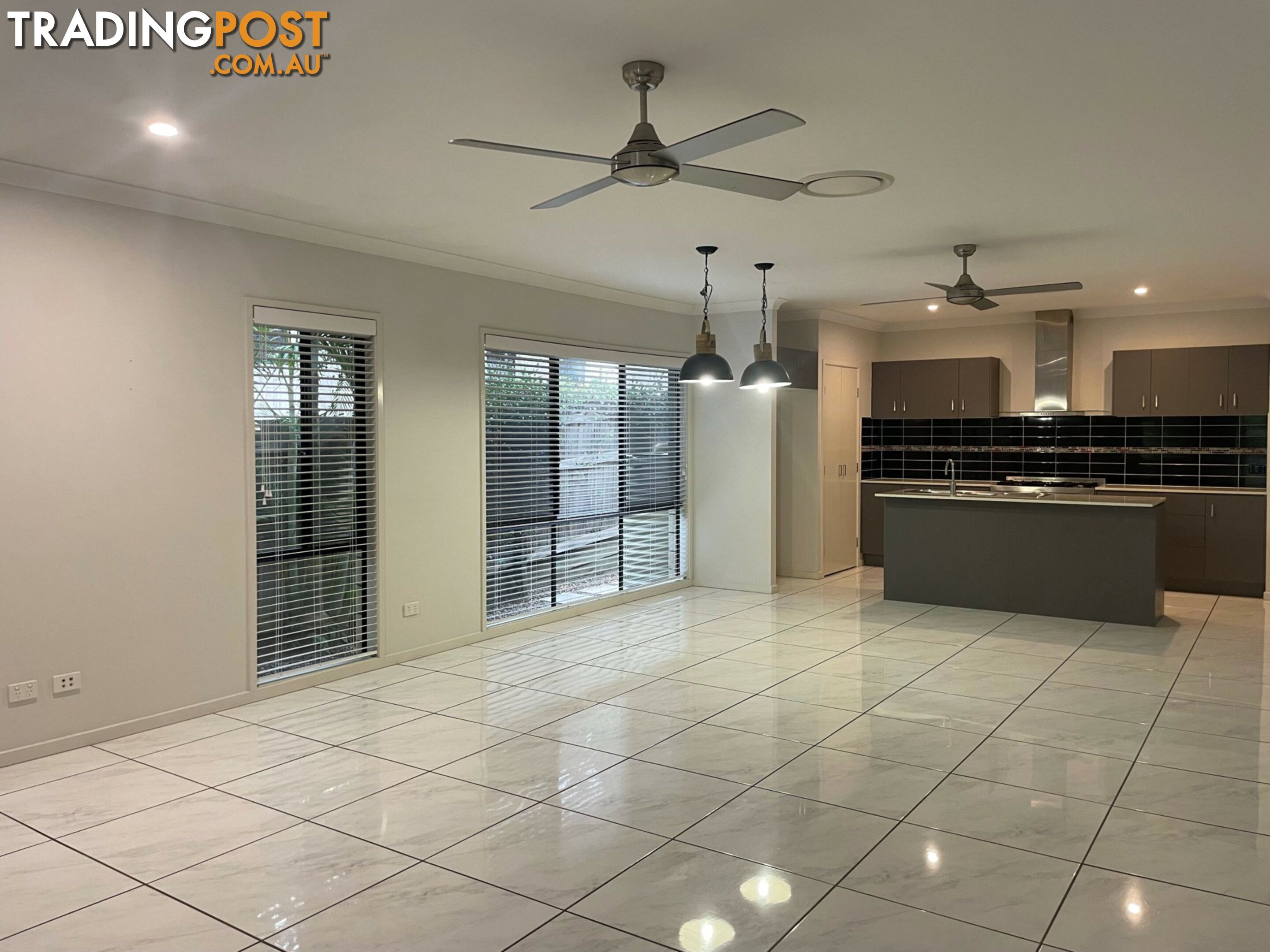 196 Grande Avenue SPRINGFIELD LAKES QLD 4300