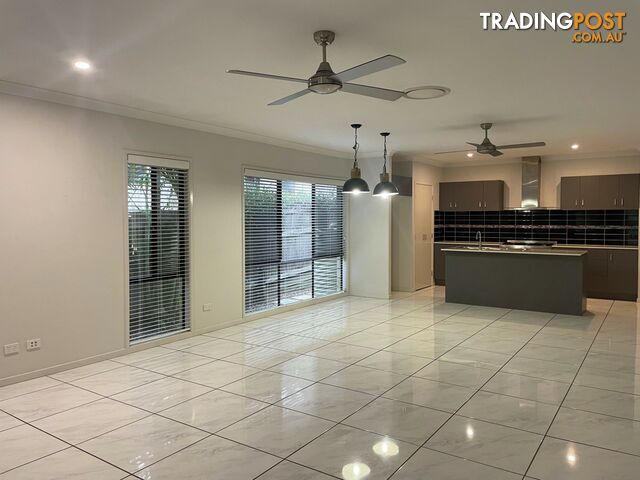 196 Grande Avenue SPRINGFIELD LAKES QLD 4300