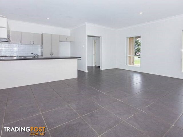 43 Quinn Close AUGUSTINE HEIGHTS QLD 4300