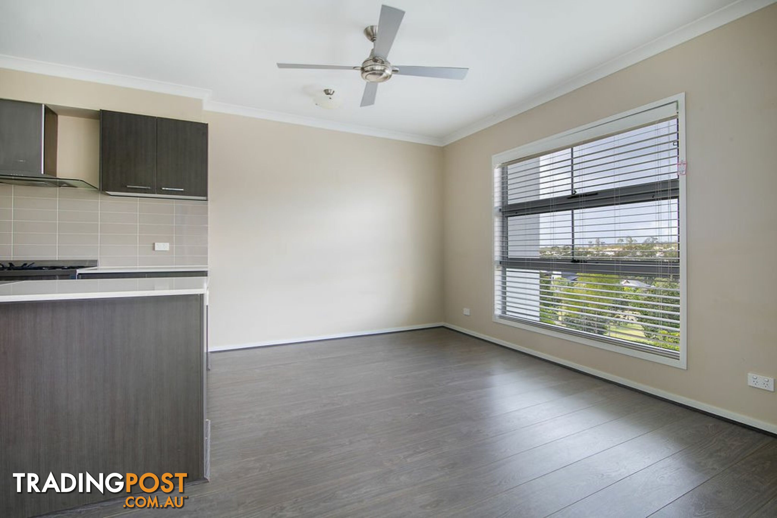 4 McKivat Drive SPRINGFIELD LAKES QLD 4300