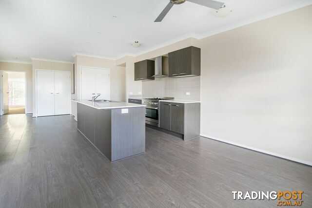 4 McKivat Drive SPRINGFIELD LAKES QLD 4300