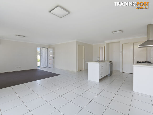 39 Jeff Collins Circuit BELLBIRD PARK QLD 4300