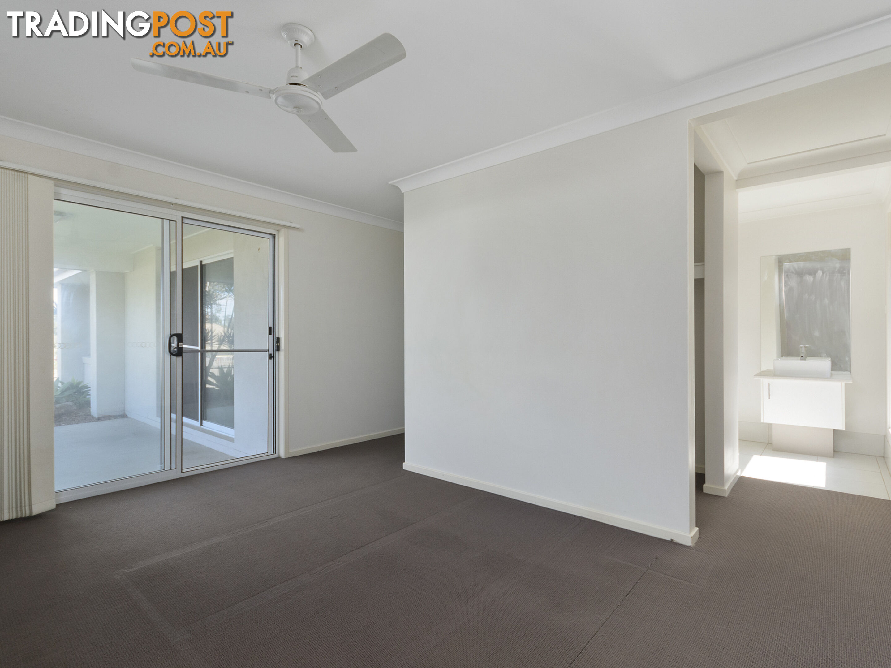 39 Jeff Collins Circuit BELLBIRD PARK QLD 4300