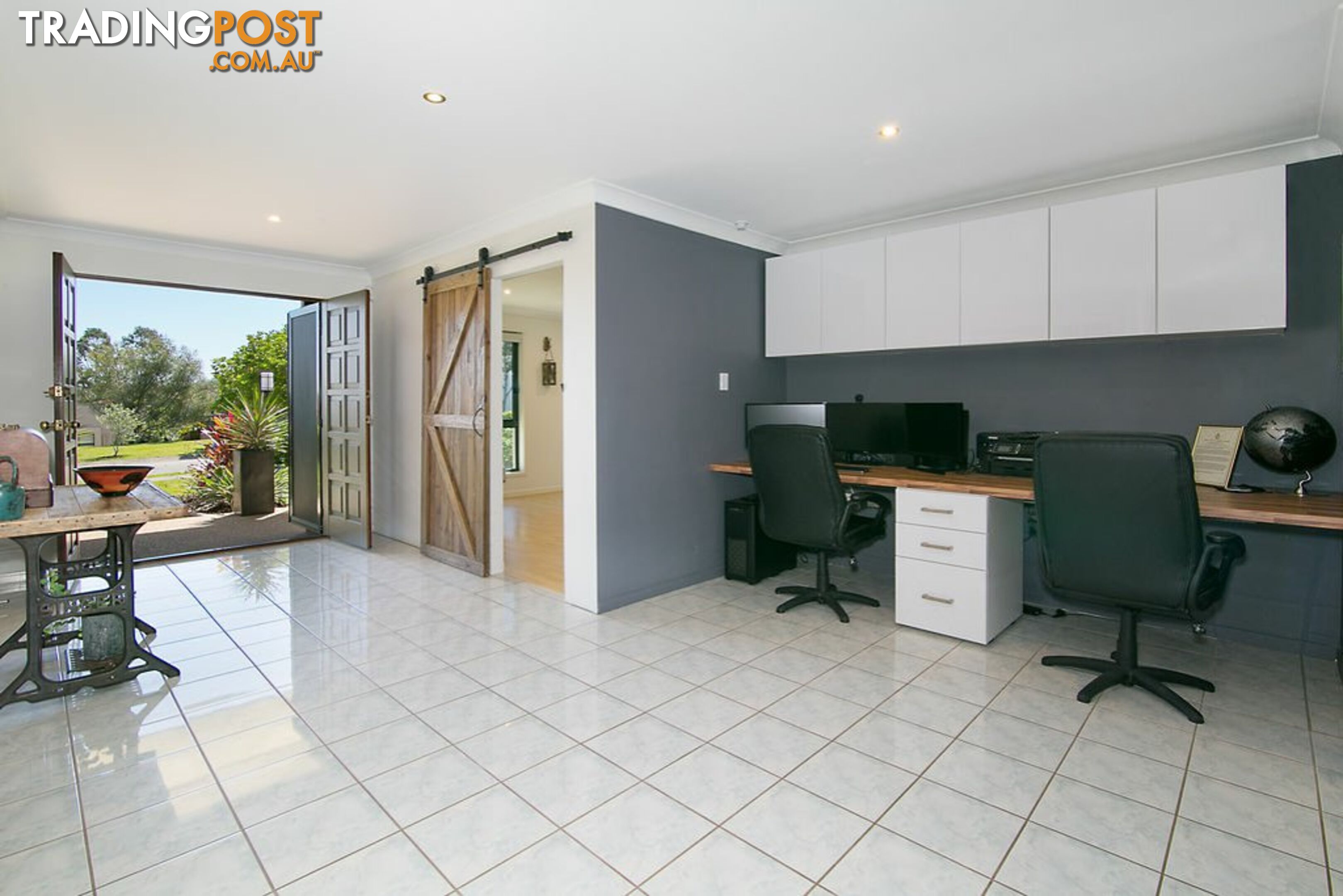 5 Whitewood Crescent BROOKWATER QLD 4300