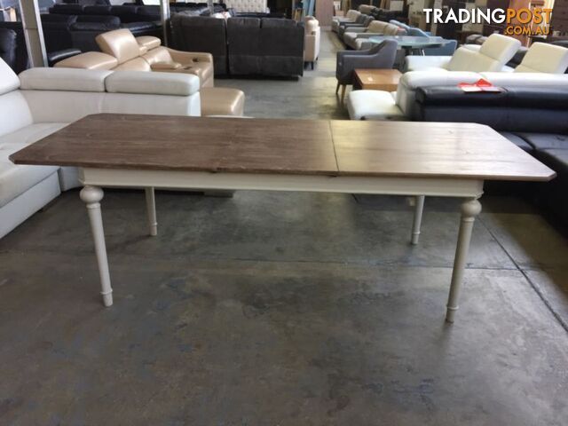 MAISON EXTENDABLE DINING TABLE - photo 5 of 8