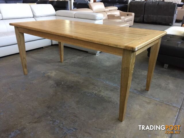 THE OAK RISTA DINING TABLE - photo 2 of 6