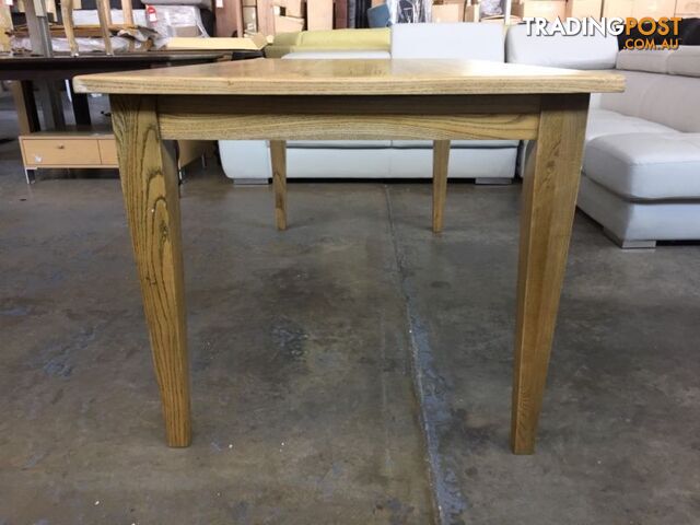 THE OAK RISTA DINING TABLE - photo 3 of 6