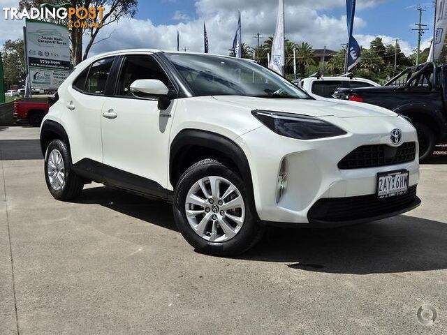 2022 TOYOTA YARIS CROSS   SUV