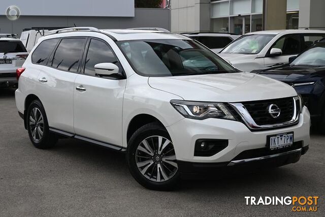 2017 NISSAN PATHFINDER   SUV