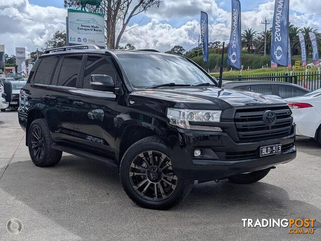 2019 TOYOTA LANDCRUISER   SUV