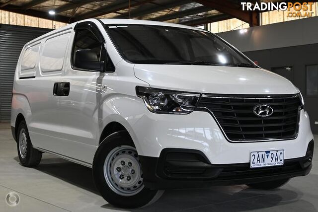 2020 HYUNDAI ILOAD   VAN