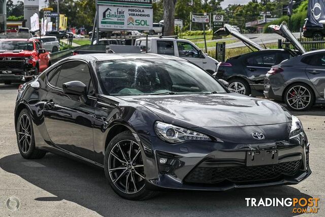 2017 TOYOTA 86   COUPE