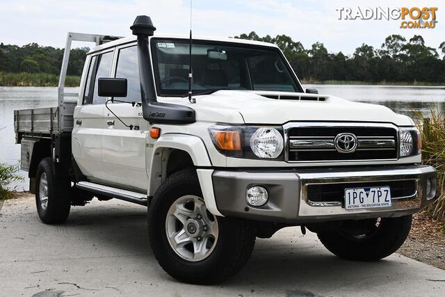 2018 TOYOTA LANDCRUISER   CAB CHASSIS