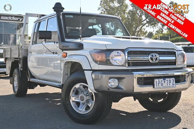 2018 TOYOTA LANDCRUISER   CAB CHASSIS