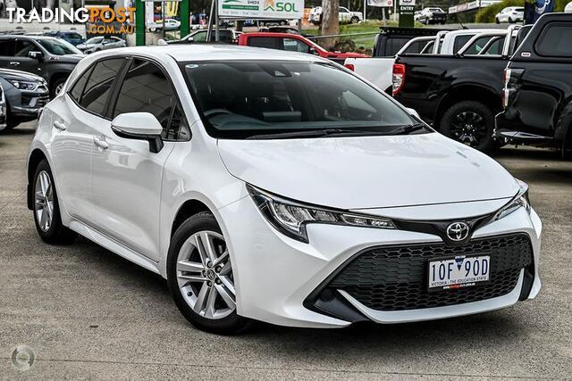 2018 TOYOTA COROLLA   HATCH