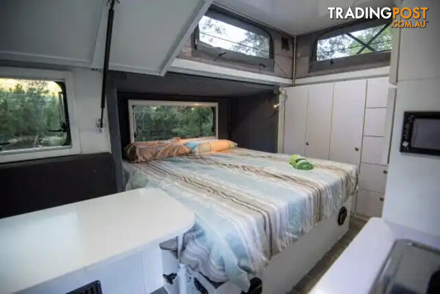 HYBRID CARAVAN XH15 SERIES 2 - photo 4 of 39