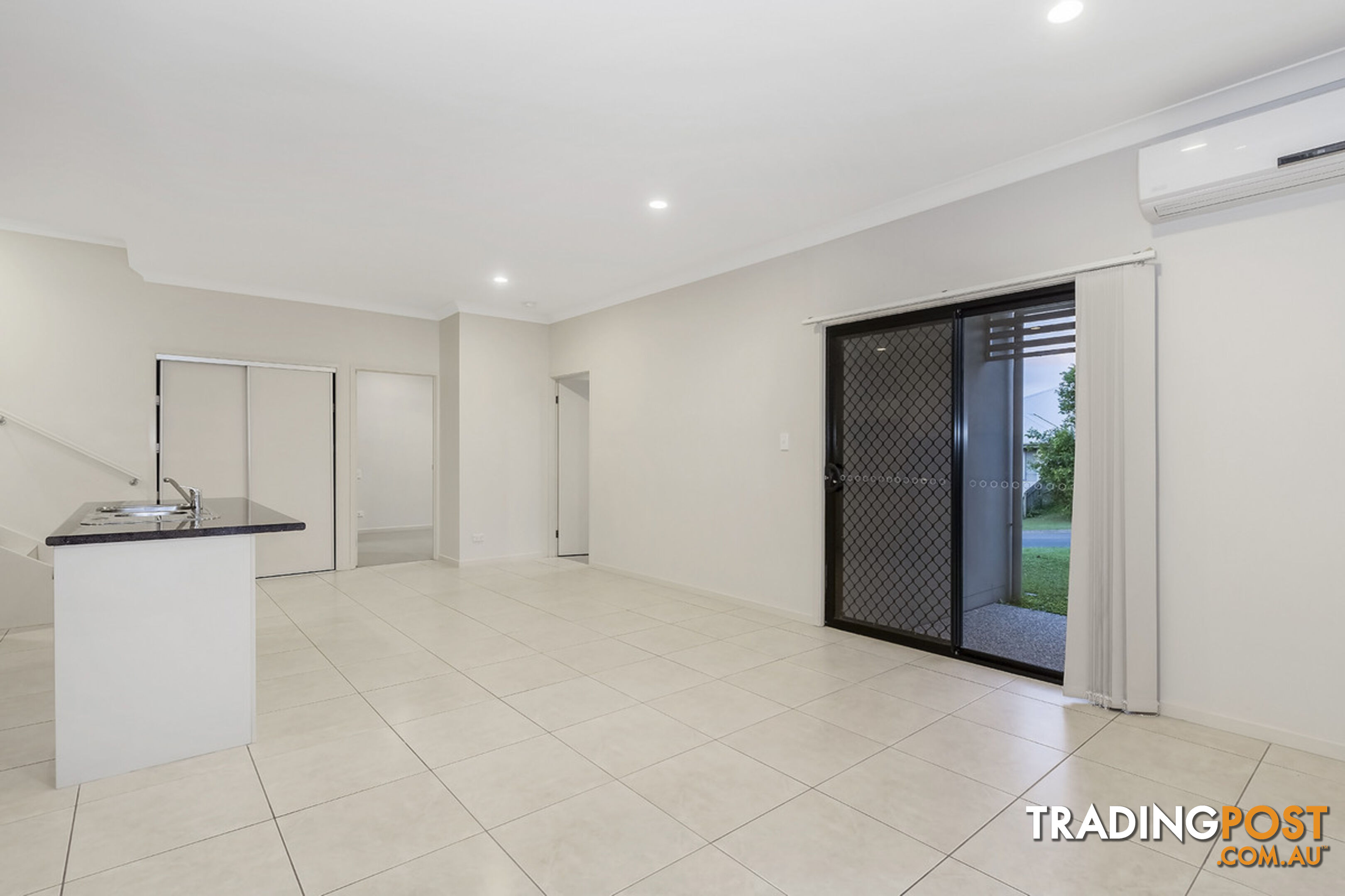 1/29 Filbert Street UPPER COOMERA QLD 4209