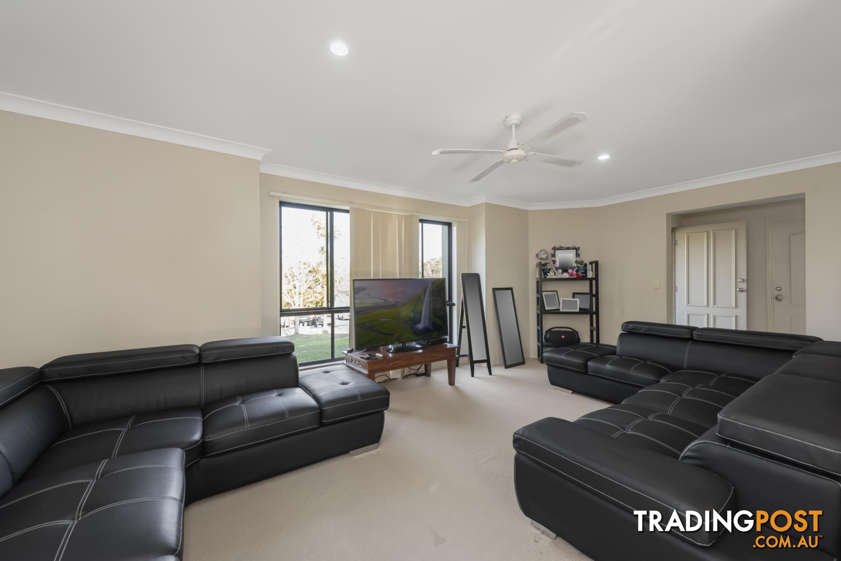 15 Rumbold Court UPPER COOMERA QLD 4209