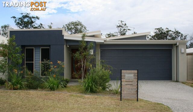 8 Banksia Terrace COOMERA QLD 4209