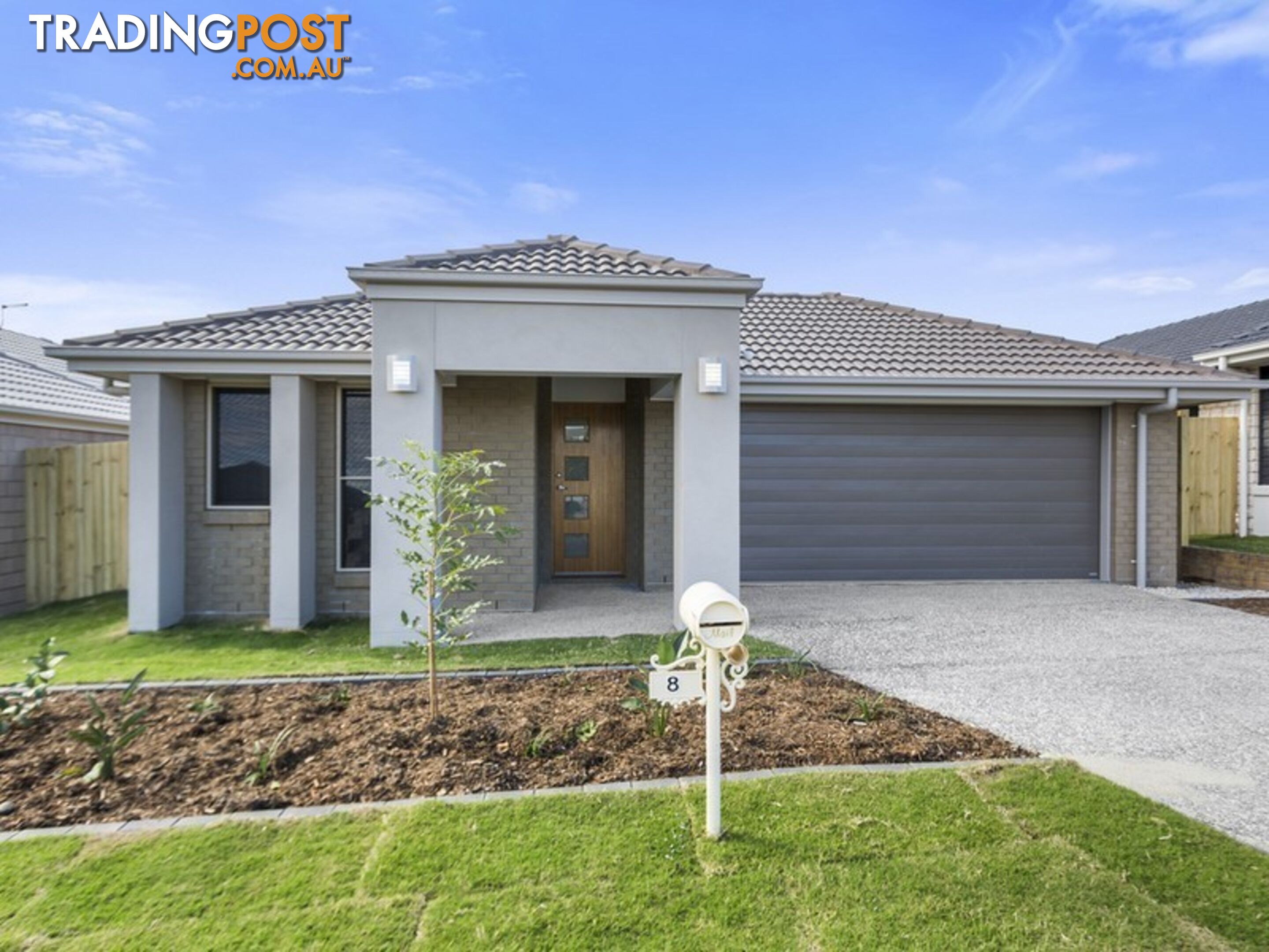 8 Maurie Pears Crescent PIMPAMA QLD 4209