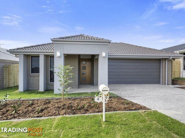 8 Maurie Pears Crescent PIMPAMA QLD 4209