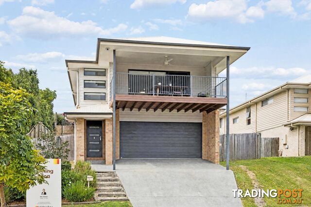 4 Nightshade Crescent PIMPAMA QLD 4209