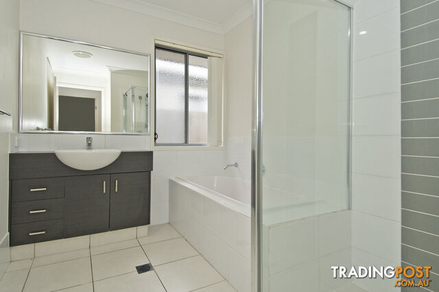 10 Vesper Lane COOMERA QLD 4209