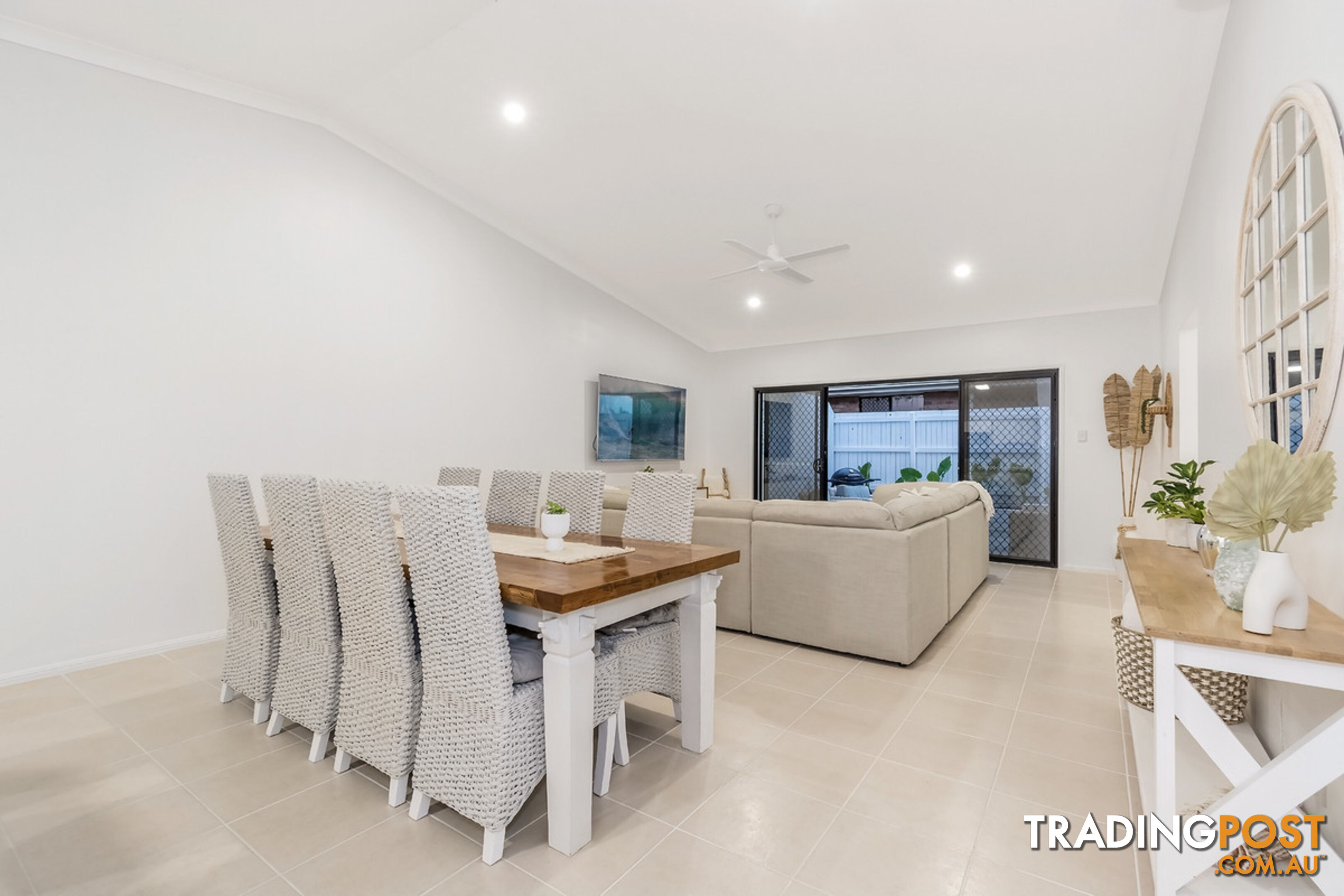 2/56 Freestone Drive UPPER COOMERA QLD 4209