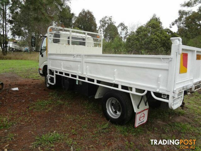 2009 Hino 300 816 XZU417R Dump Truck