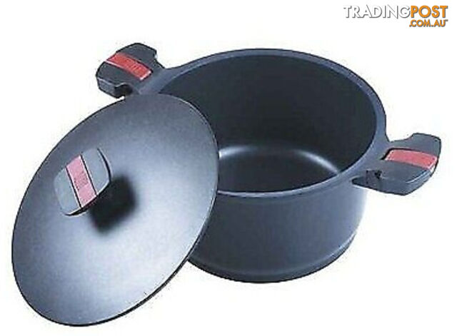 OZTRAIL 28CM CASSEROLE DISH & LID (ON SPECIAL)