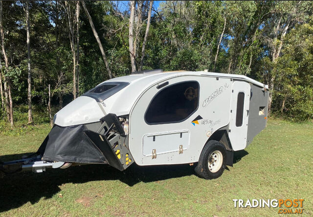 Vista RC Crossover XL Hybrid Camper