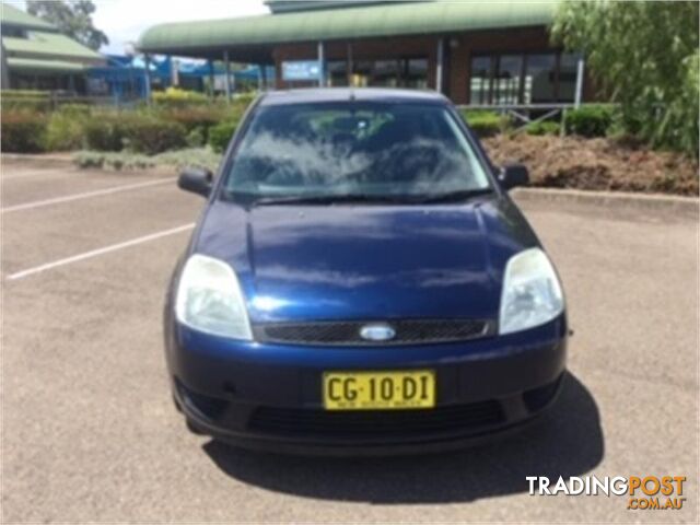 2004  Ford Fiesta Ghia WP Hatchback - photo 5 of 12