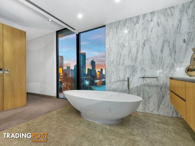 102/1 Scott Street KANGAROO POINT QLD 4169