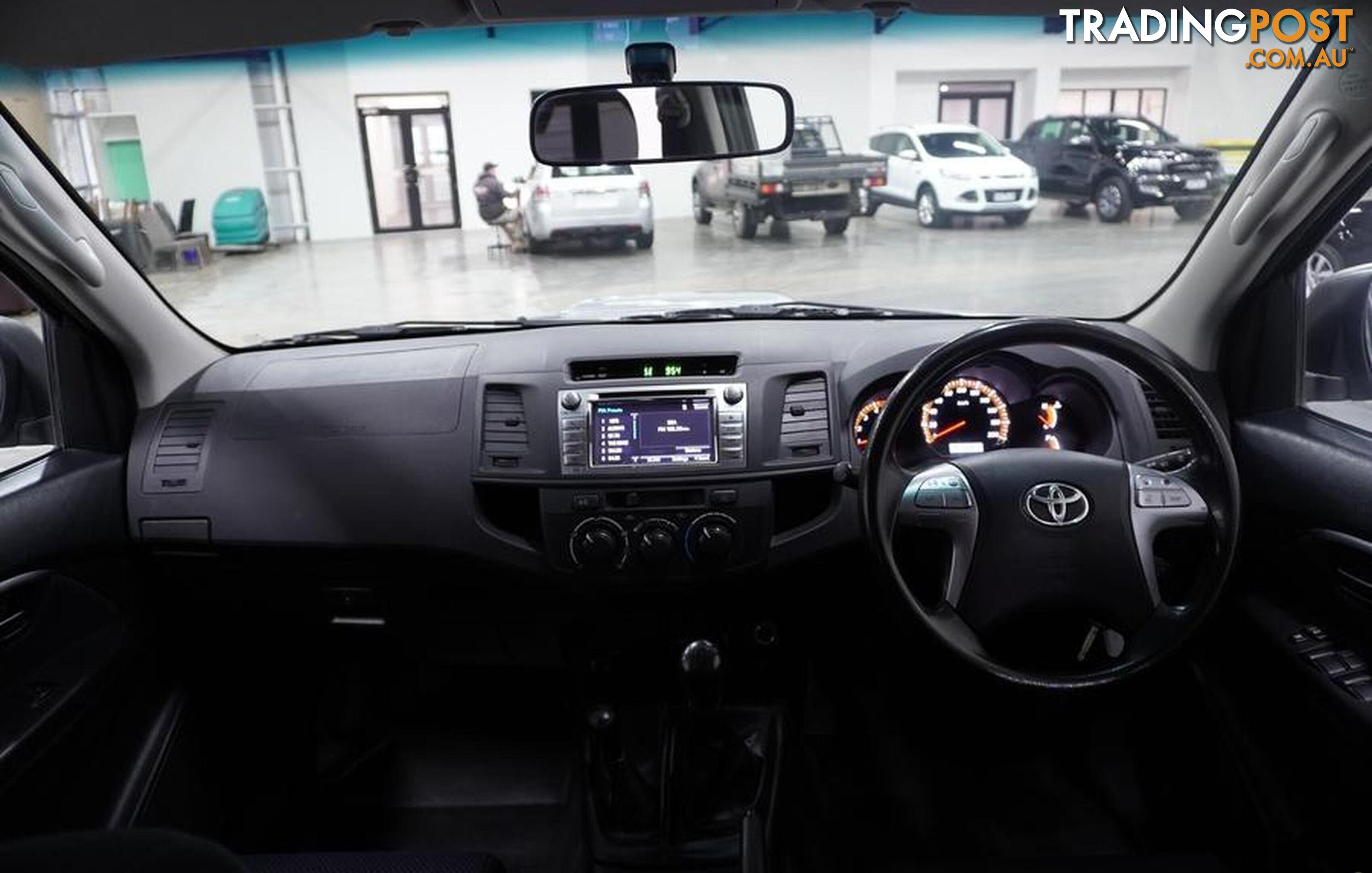 2015 Toyota Hilux SR  Cab Chassis