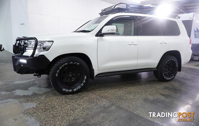2017 Toyota Landcruiser VX SUV - photo 3 of 38