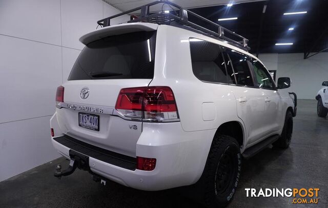 2017 Toyota Landcruiser VX  SUV - photo 5 of 38