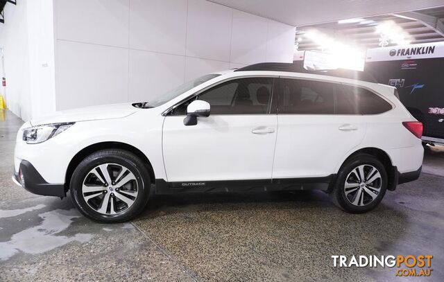 2018 Subaru Outback 2.5i  SUV - photo 3 of 32