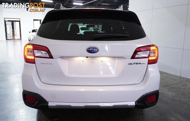 2018 Subaru Outback 2.5i  SUV - photo 4 of 32