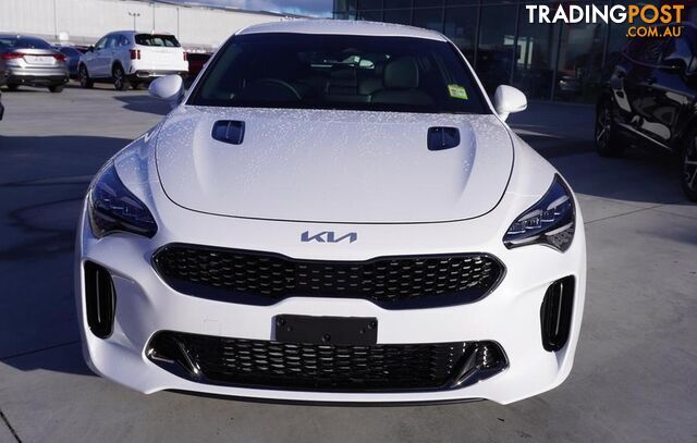 2022 Kia Stinger 330S Sedan - photo 2 of 23