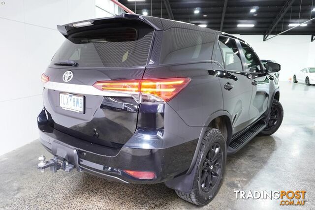 2017 Toyota Fortuner GX  SUV - photo 3 of 24