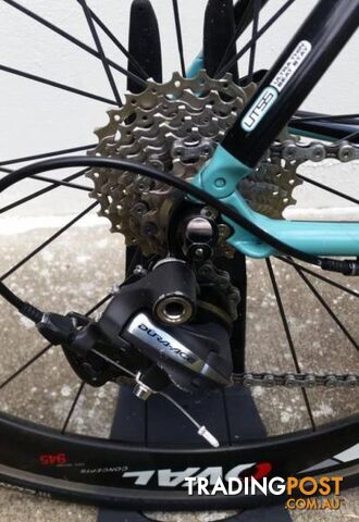 Bianchi Sempre Pro. M. Dura Ace 10s. Carbon Clinchers!