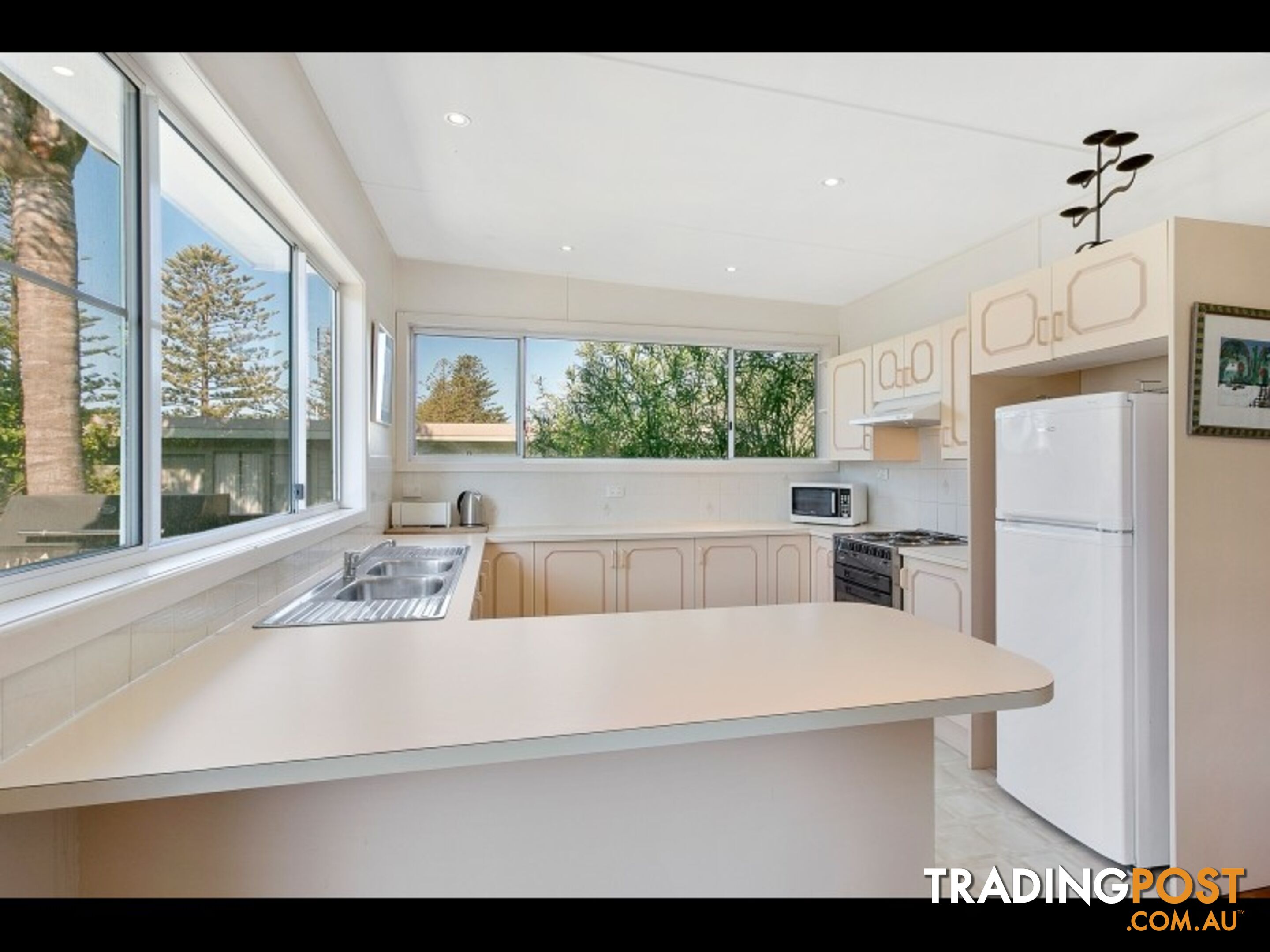 HQ2 7 CHAUVEL CRESCENT Tuross Head, NSW 2537