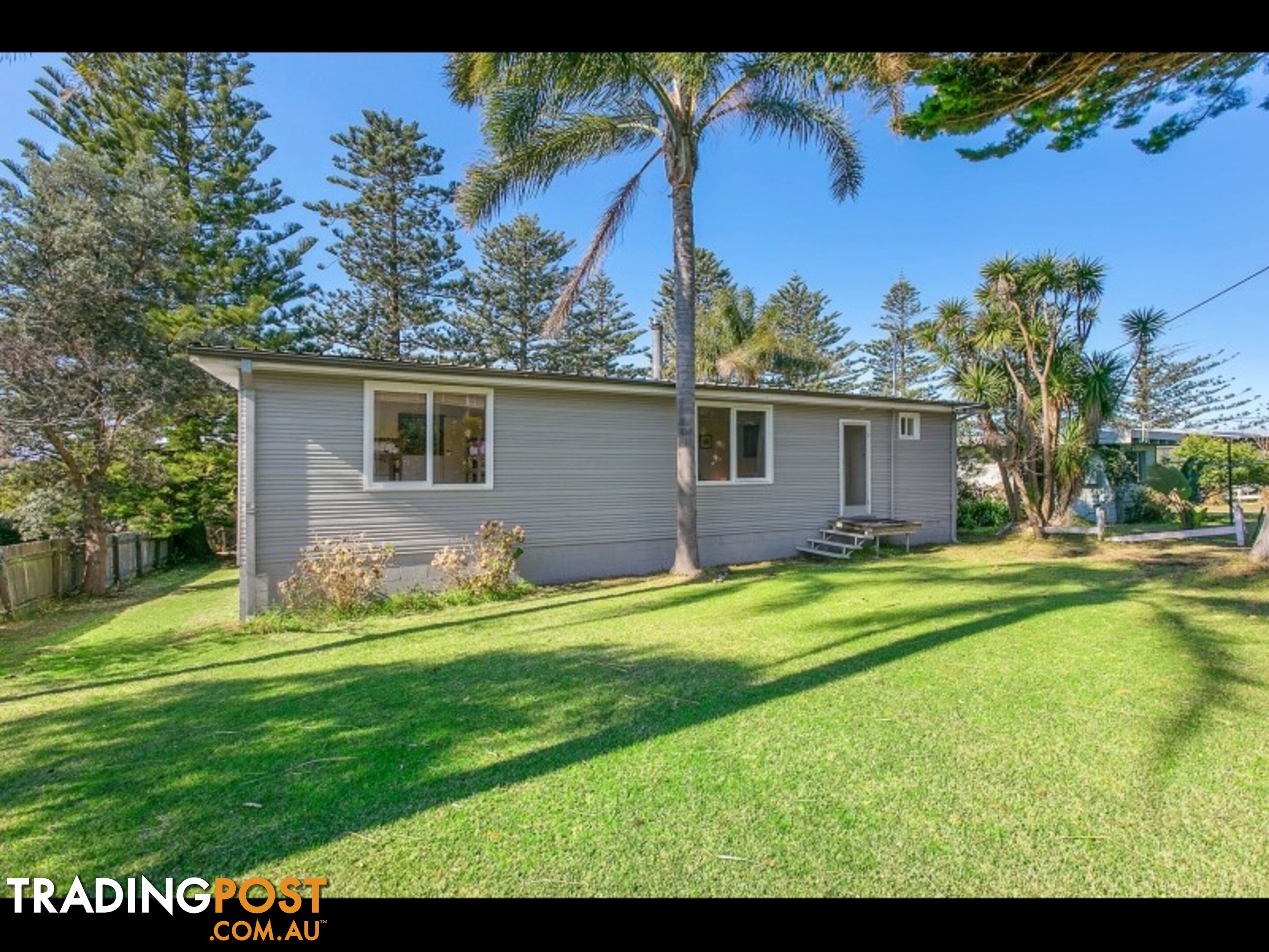 HQ2 7 CHAUVEL CRESCENT Tuross Head, NSW 2537